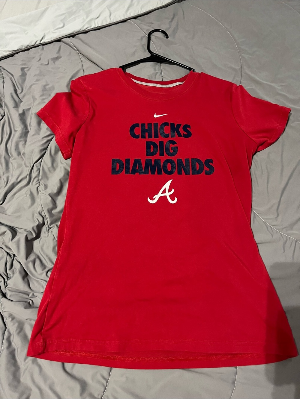 Nike Red Dri-FIT Atlanta Braves Crewneck Tee